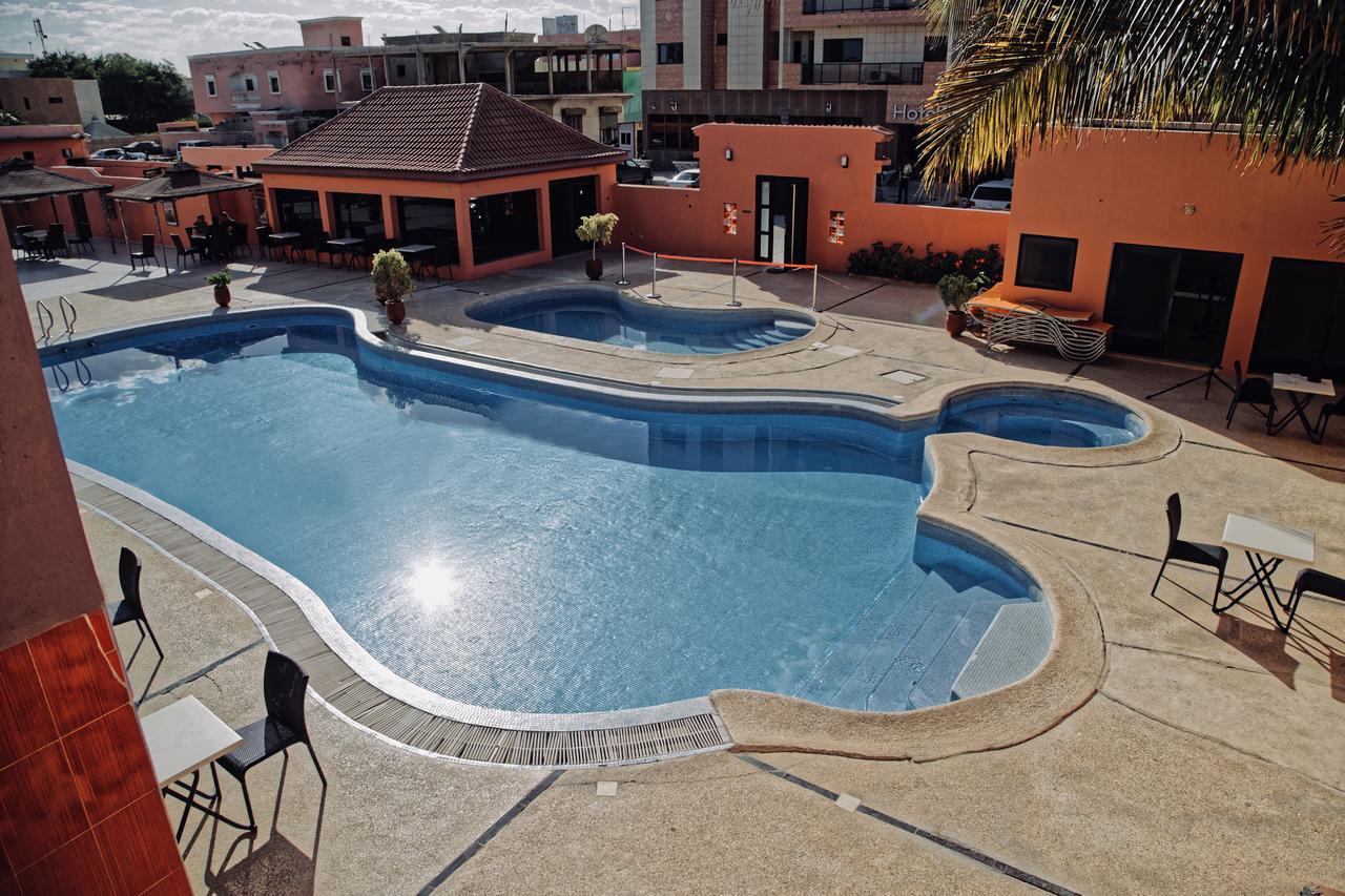 Hotel Iman Нуакшот Екстериор снимка