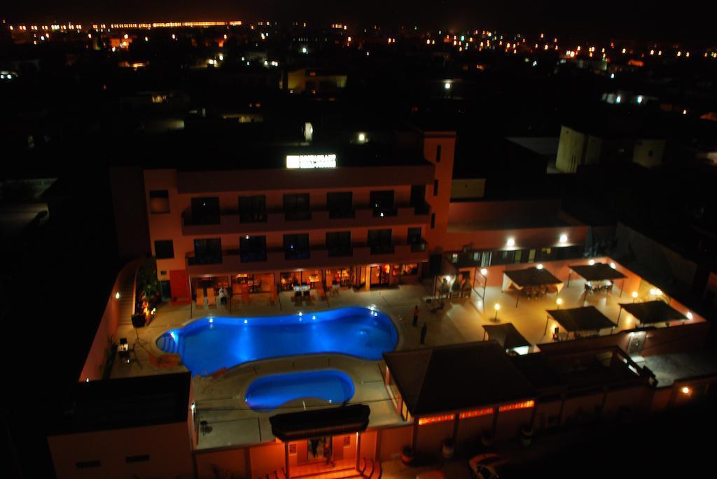 Hotel Iman Нуакшот Екстериор снимка