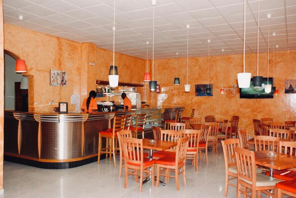Hotel Iman Нуакшот Екстериор снимка